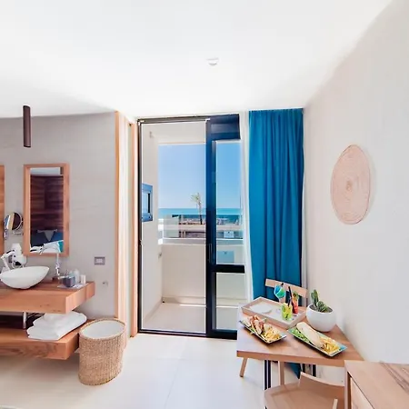 Cumeja Club & Otel Baia Domizia