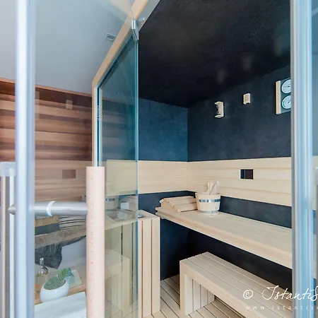 Szálloda Cumeja Club &