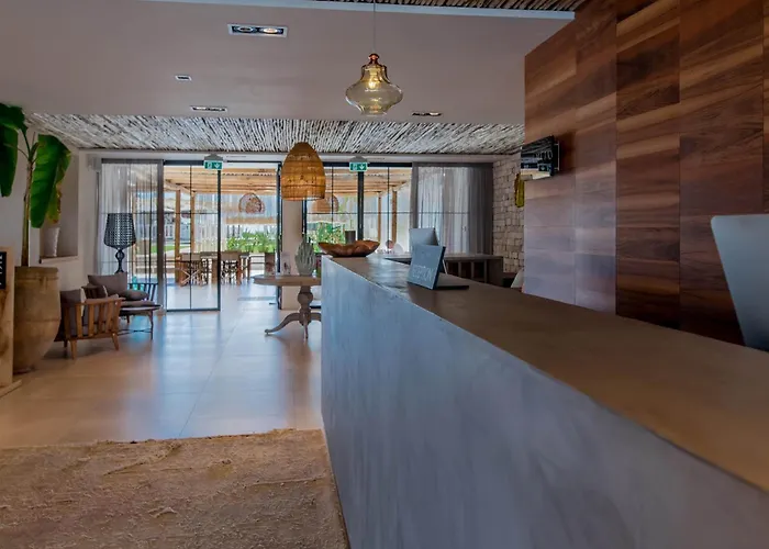 Cumeja Club & Hotel 4*