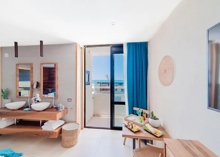 Cumeja Club & Hotel Baia Domizia
