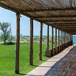 Cumeja Club & بايا دوميزيا