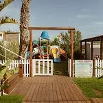 Cumeja Club & فندق بايا دوميزيا