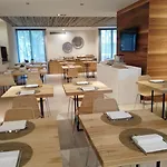 Cumeja Club & بايا دوميزيا