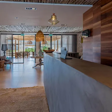 Cumeja Club & Hotell 4*