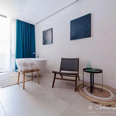 Cumeja Club & Hotel
