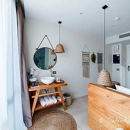 Hotel Cumeja Club & 4*