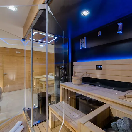 Cumeja Club & Hotel 4*
