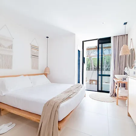 Hotel Cumeja Club & 4*