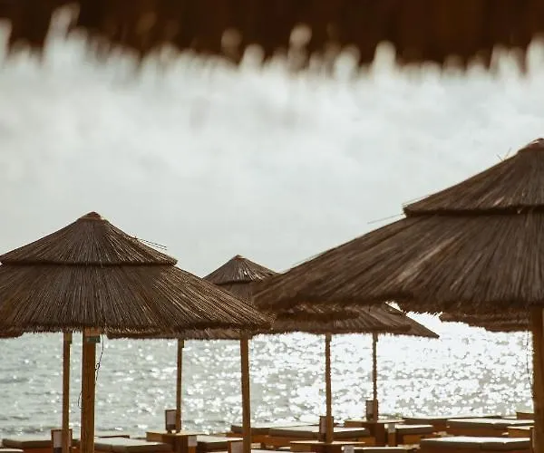 Hotell Cumeja Club & Baia Domizia