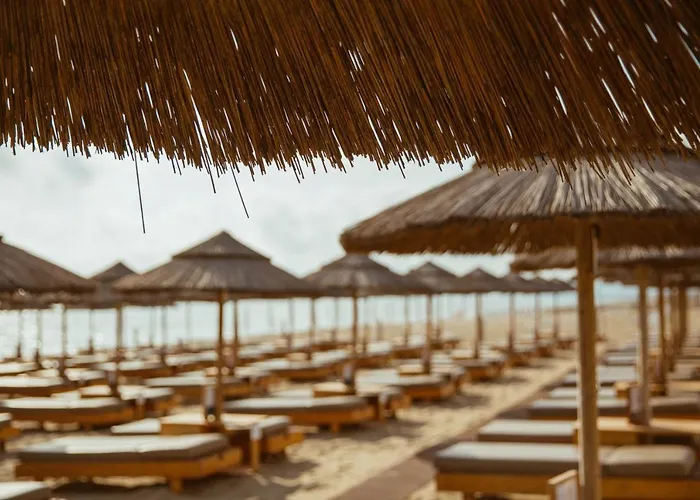 Cumeja Club & Hotell 4*