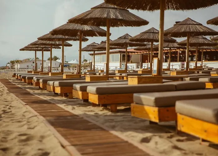 Hotell Cumeja Club & 4*