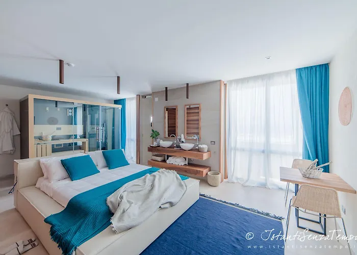 Cumeja Club & 4*