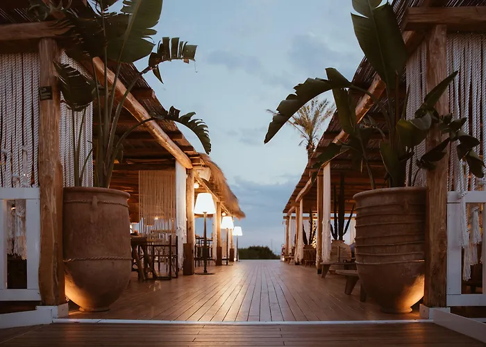 Hotell Cumeja Club & 4*