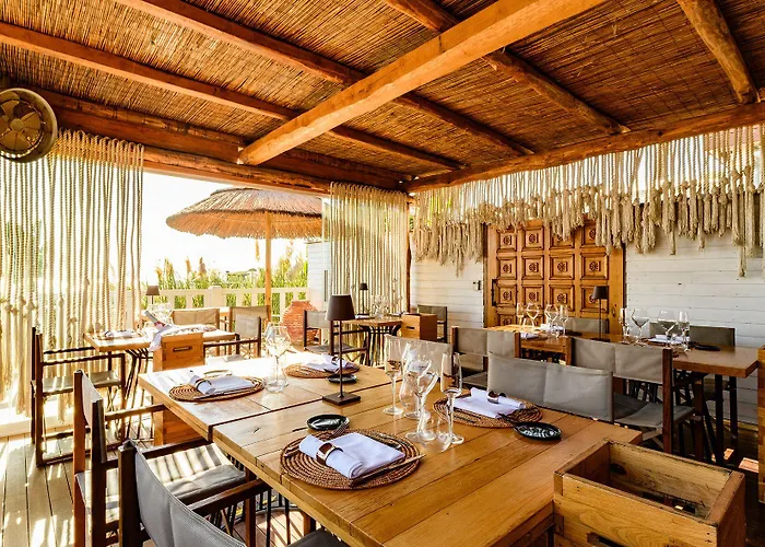 Hotell Cumeja Club & Baia Domizia