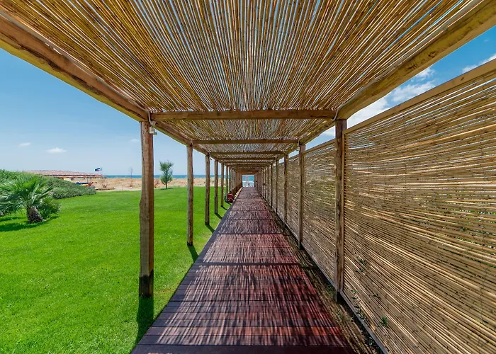 Hotell Cumeja Club &